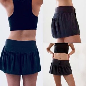 lululemon Women’s Dark Gray Athletic Skirt, Size L